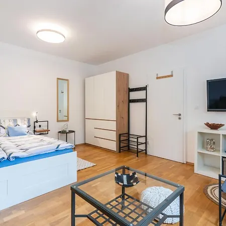 Apartamento Giardino, Ika-opatija